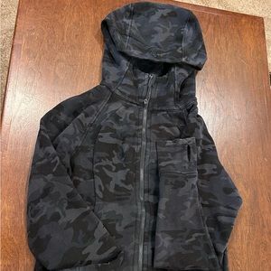 Lululemon Scuba Swestshirt